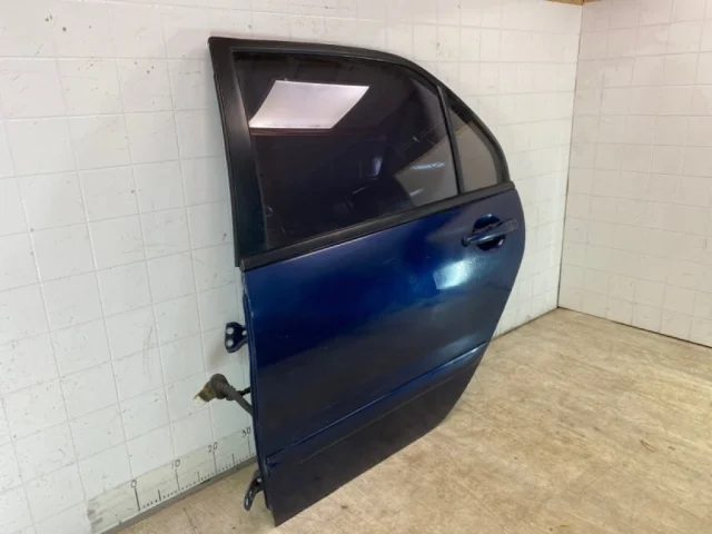 Дверь задняя левая для Mitsubishi Lancer 9 Седан CS 2003-2010 на фотографиях