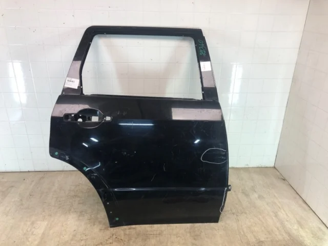 Двери для Mitsubishi Outlander 1 CU0W 2002-2009 на фотографиях