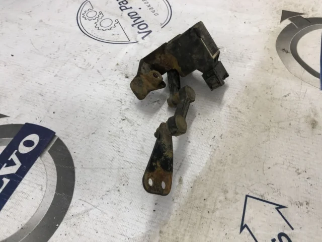 Датчик положения кузова для Volvo XC60 Y20 2008-2017 на фотографиях