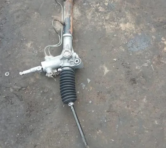 Рулевая рейка для Toyota RAV4 XA20 2000-2005 на фотографиях
