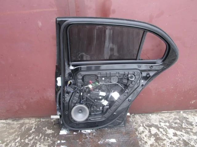 Двери для Mercedes-Benz A class W177 2018-2022 на фотографиях