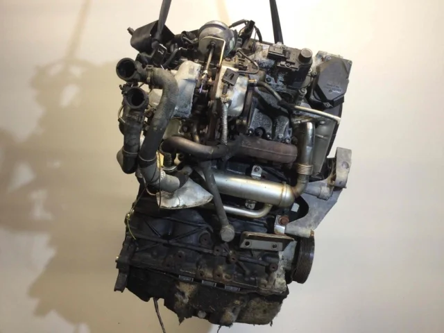 Двигатель для Volkswagen Passat Variant (B6, Typ 3C) 2004-2010 на фотографиях
