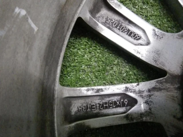 Диск колесный литой для Skoda Rapid I NH3 2012-2017 на фотографиях