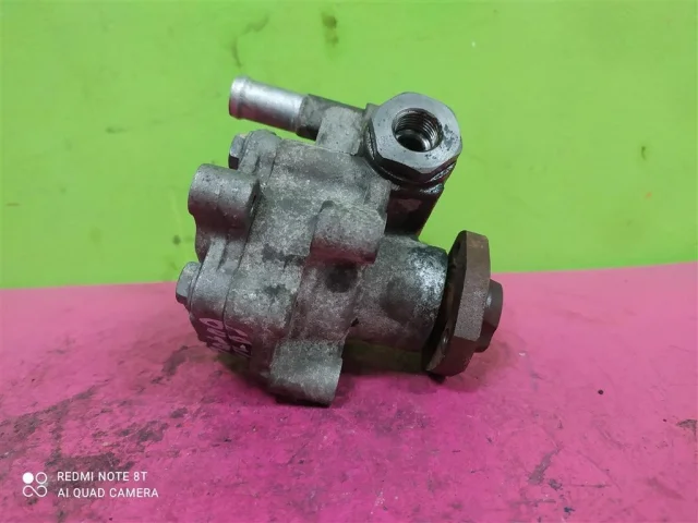 Насос ГУР для Volkswagen Jetta 4 1J 1998-2005 на фотографиях