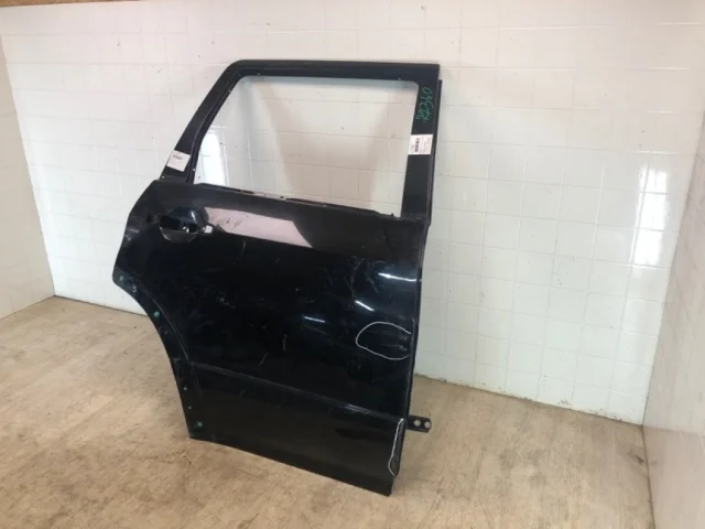 Двери для Mitsubishi Outlander 1 CU0W 2002-2009 на фотографиях