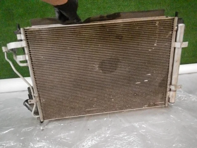 Радиатор охлаждения ДВС для Hyundai Creta 1 GS 2016-2021 на фотографиях