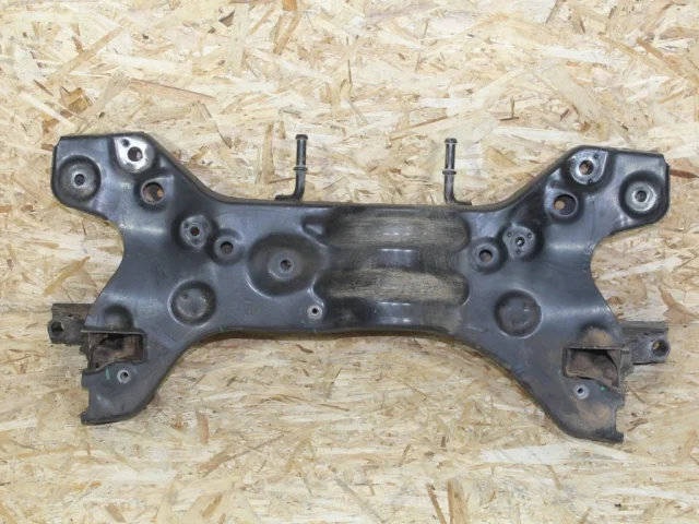 Подрамник двигателя для Skoda Rapid I NH3 2012-2017 на фотографиях
