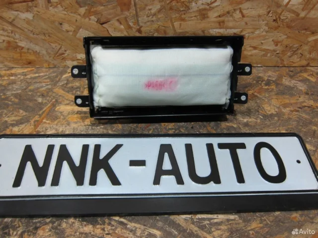 Подушка безопасности пассажира для Kia Rio 2 на фотографиях