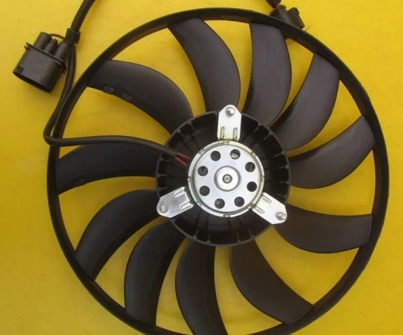 Вентилятор радиатора охлаждения ДВС для Volkswagen Golf VI (5K) 2008-2012 на фотографиях