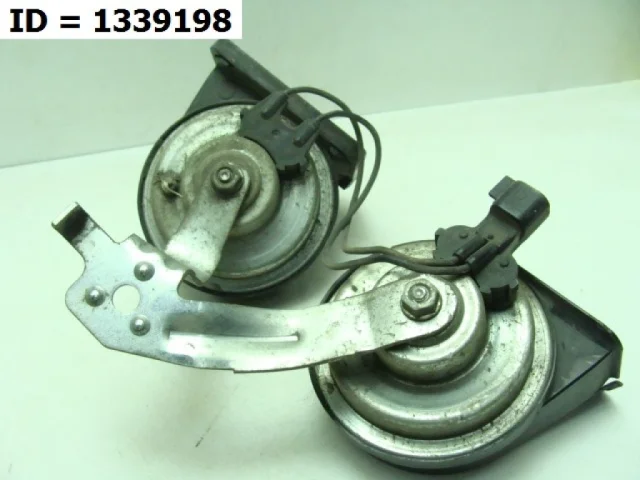 Звуковой сигнал для Chevrolet Cruze 1 J300 Хэтчбек 2009-2015 на фотографиях