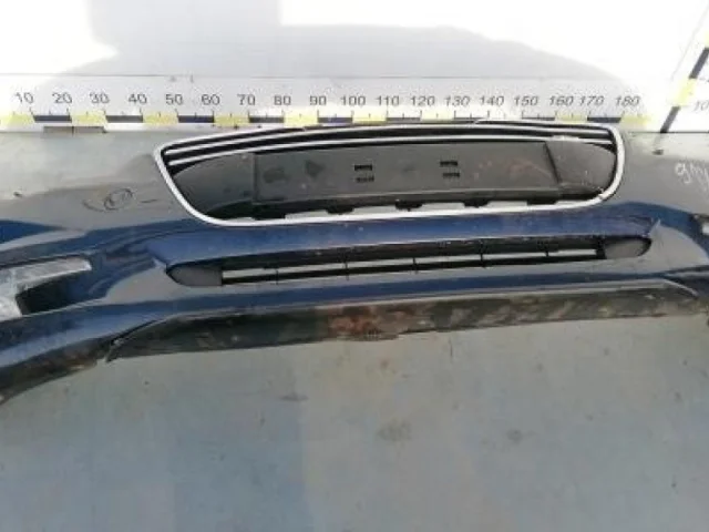 Бампер передний для Peugeot 508 Седан 2011-2018 на фотографиях