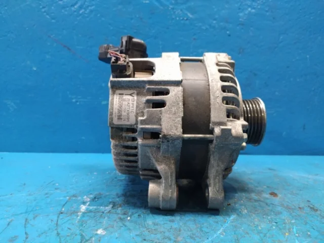 Генератор для Mazda CX 5 KE 2011-2017 на фотографиях