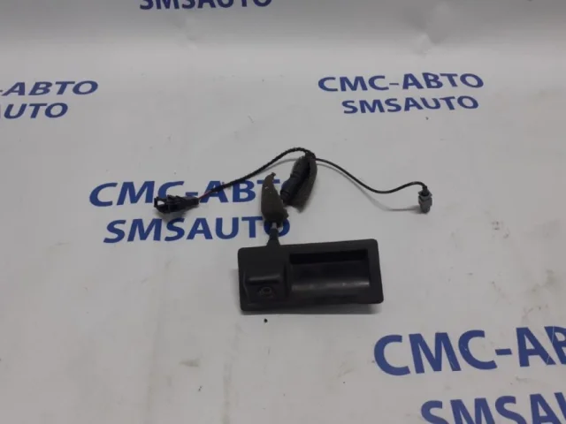 Камера заднего вида для Volkswagen Touareg II (7P5) 2010-2014 на фотографиях