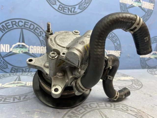 Насос ГУР для Mercedes-Benz CL class C215 1999-2006 на фотографиях