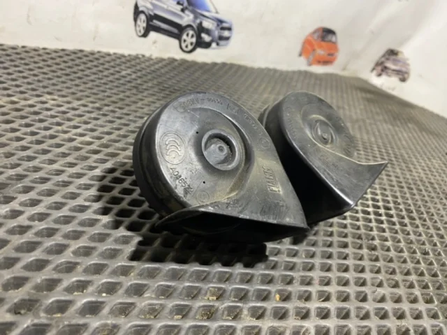 Звуковой сигнал для Volvo XC90 I C 2002-2014 на фотографиях