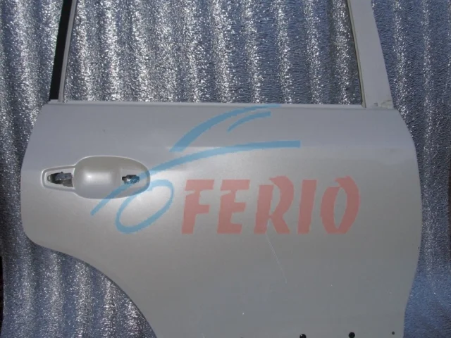 Дверь задняя правая для Toyota Land Cruiser 200 2007-2015 на фотографиях