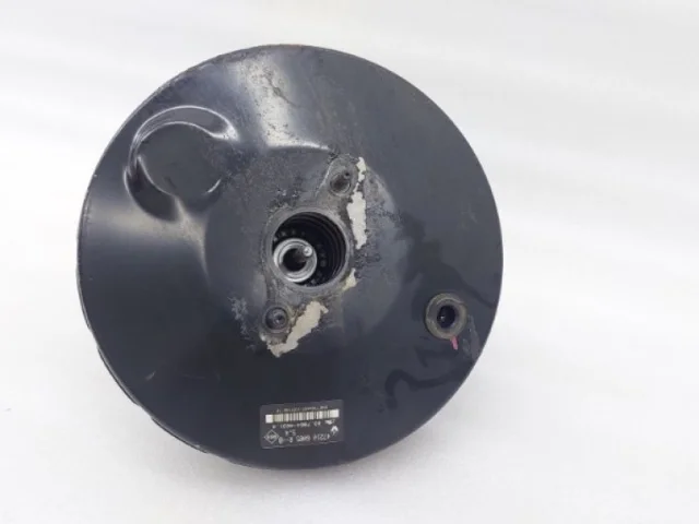 Вакуумный усилитель тормозов для Renault Duster HS 2010-2015 на фотографиях