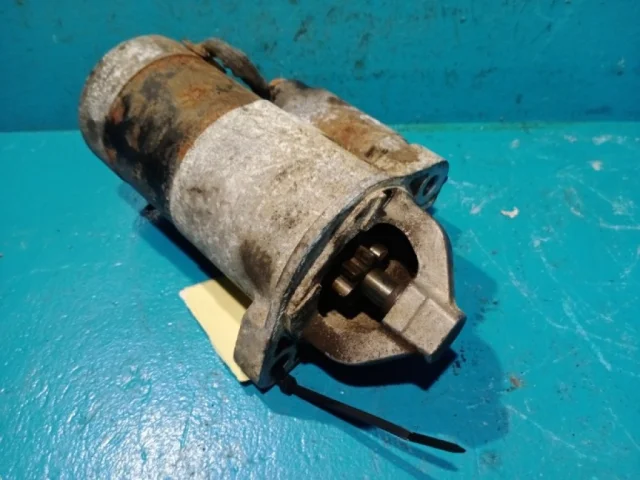 Стартер для Mitsubishi Pajero Sport K90 1997-2009 на фотографиях