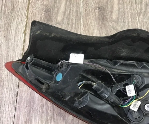 Фонарь правый для Opel Insignia Седан A 2008-2017 на фотографиях