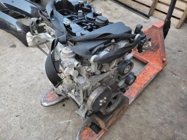 Двигатель без навесного для Mercedes-Benz CLC class CL203 (2008-2012) на фотографиях