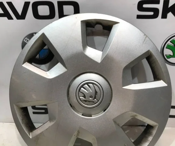 Колпак колесный для Skoda Octavia A7 rest на фотографиях