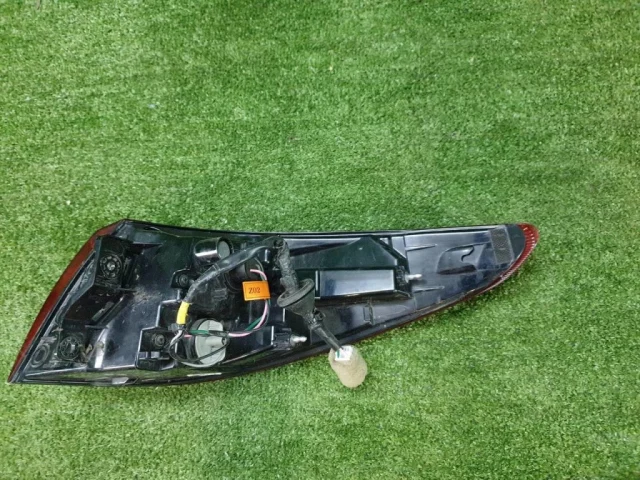 Фонарь внутренний левый для Kia Rio X line 2017+ на фотографиях