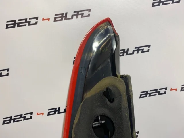 Фонарь правый для Volvo C30 MK 2006-2013 на фотографиях