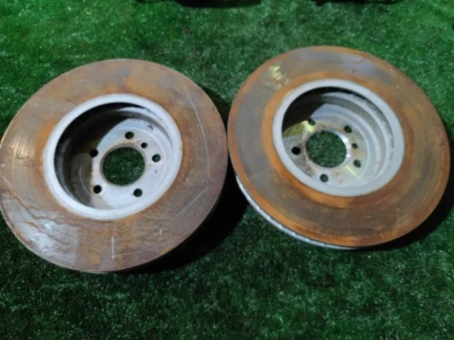 Диски тормозные передние (комплект) для BMW 5er Ф10 2010-2013 на фотографиях