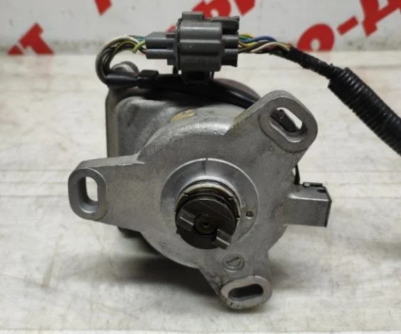 Бегунок трамблера для Honda CR-V RD 1995-2001 на фотографиях