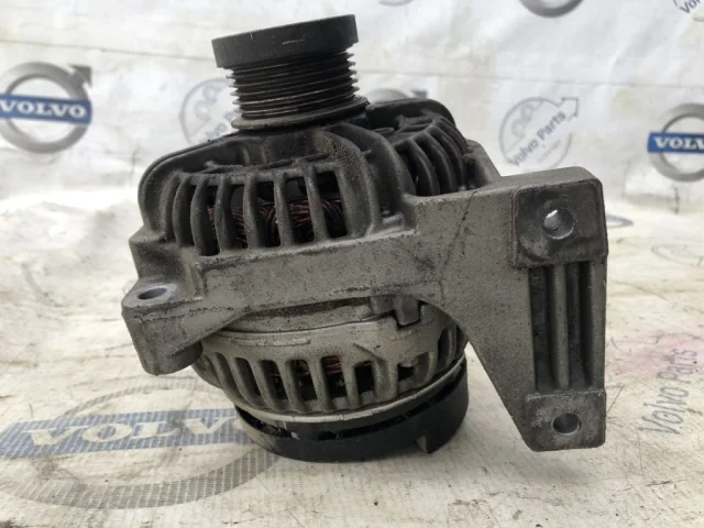 Генератор для Volvo XC90 I C 2002-2014 на фотографиях