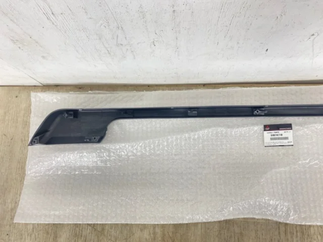 Усилитель переднего бампера для Mitsubishi Pajero Sport KH0 rest 2013-2017 на фотографиях