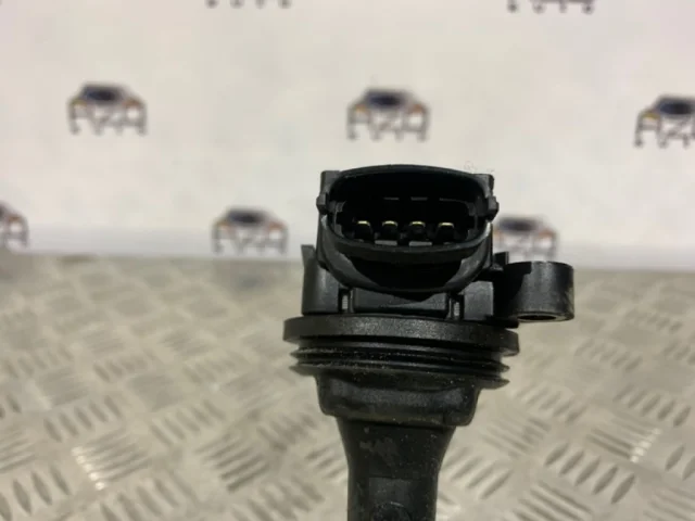 Катушка зажигания для Volvo XC90 I C 2002-2014 на фотографиях