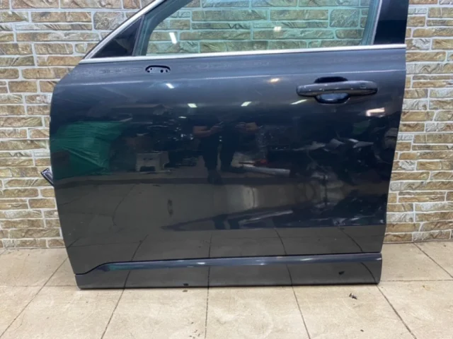 Дверь передняя левая для Volvo XC90 II L 2014-2019 на фотографиях