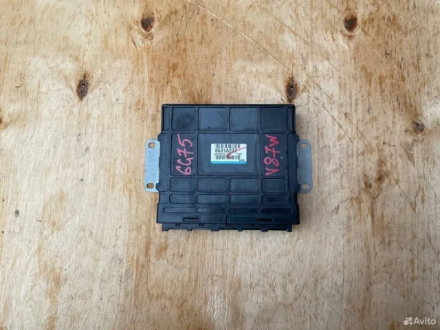 Блок управления двигателем для Mitsubishi Pajero V70 5dr (JDM) 1999-2006 на фотографиях