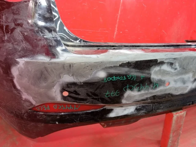 Бампер для Hyundai i40 1 Универсал 2011-2015 на фотографиях