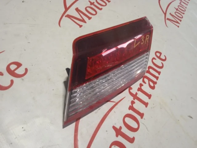 Фонарь внутренний правый для Renault Laguna Лифтбек X91 2007-2011 на фотографиях