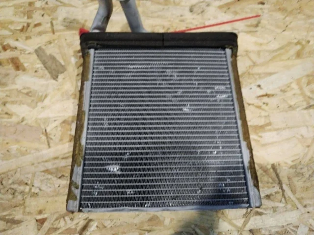Радиатор печки для Volkswagen Passat Variant (B7) 2010-2014 на фотографиях