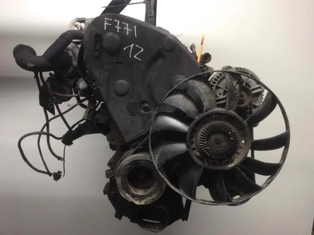 Двигатель без навесного для Volkswagen Passat (B4, Typ 3A) 1993-1997 на фотографиях