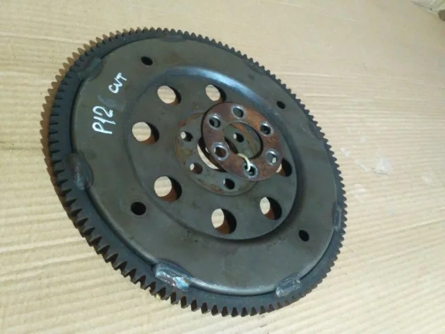 Маховик для Nissan Primera P12 Хэтчбек 2002-2008 на фотографиях