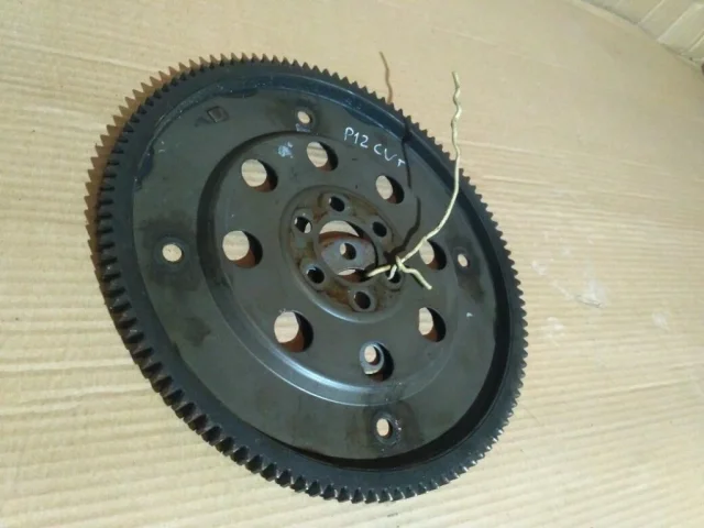 Маховик для Nissan Primera P12 Хэтчбек 2002-2008 на фотографиях