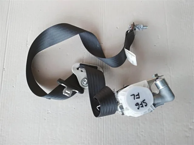 Ремень безопасности передний левый для Subaru Forester SH 2008-2012 на фотографиях