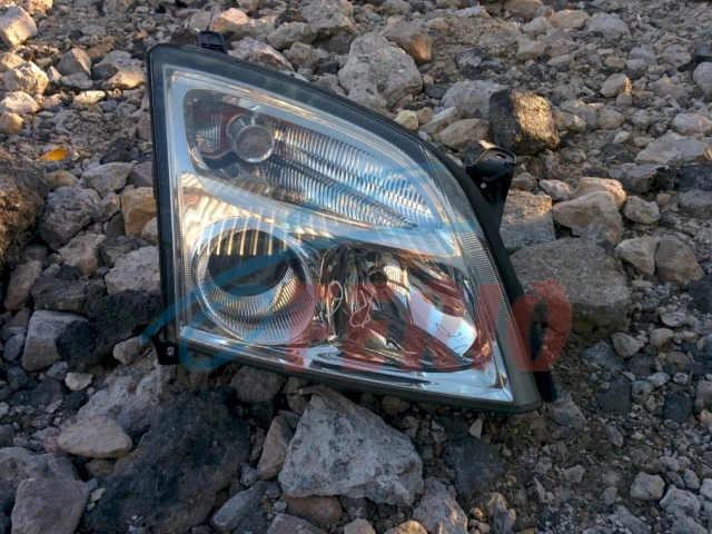 Фары для Opel Vectra C 2002-2008 на фотографиях