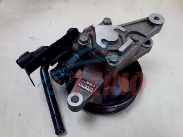 Насос ГУР для Hyundai Solaris 1 RB (2011-2013) на фотографиях