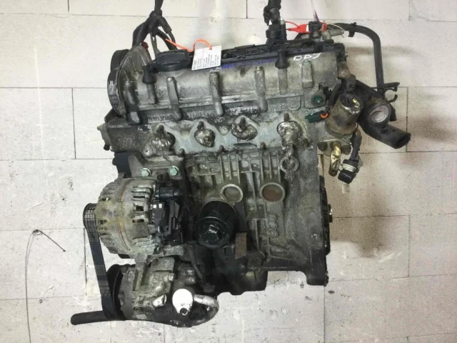 Двигатель без навесного для Volkswagen Polo IV (9N) 2001-2005 на фотографиях