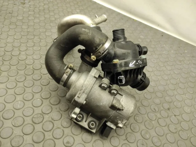 Насос охлаждающей жидкости ДВС(Помпа) для BMW 3er Е93 Кабриолет 2007-2012 на фотографиях