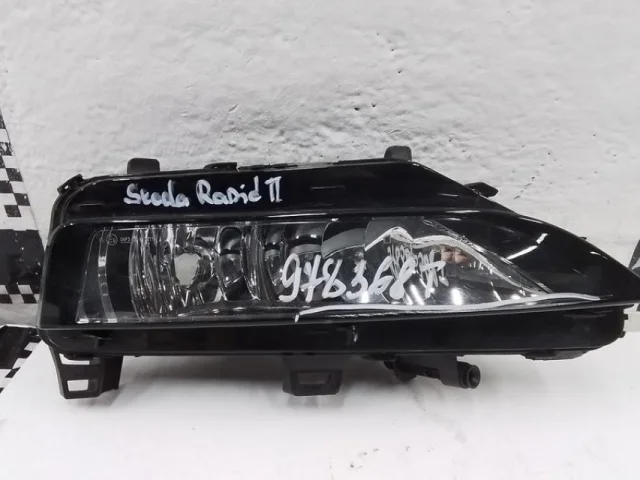 Усилитель переднего бампера для Skoda Rapid II 2020+ на фотографиях