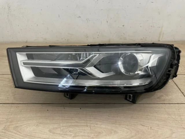 Фара ксенон левая для Audi Q7 4M 2015+ на фотографиях