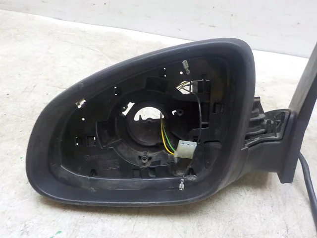 Зеркала для Opel Zafira C 2011-2015 на фотографиях