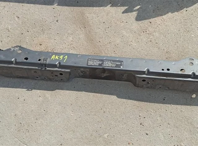 Панель радиатора (телевизор) для Opel Astra J Хэтчбек 2009-2017 на фотографиях