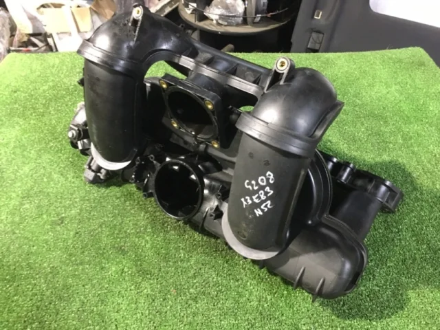 Впускной коллектор для BMW X3 Е83 2003-2010 на фотографиях